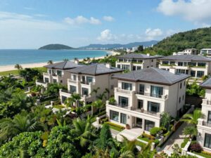 A scenic view of luxury townhomes on Seabrook Island with coastal surroundings.