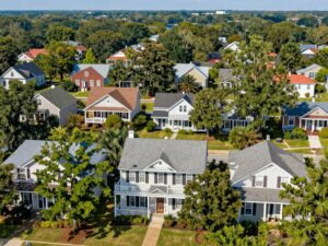 A scenic view of a neighborhood in South Carolina showcasing homes and trees.