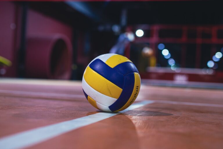 Winthrop Beats Charleston Southern Volleyball in North Charleston